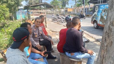 Sat Binmas Polres Dompu Sambangi Warga Sorisakolo dan Manggenae, Sampaikan Himbauan Kamtibmas dan Cegah Karhutla