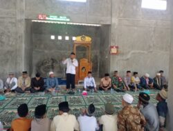 Hadiri Peringatan Maulid Nabi SAW di Desa Berang Rea, Bhabinkamtibmas Ajak Warga Jaga Kamtibmas dan Jauhi Narkoba