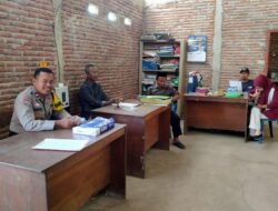 Sinergi Memelihara Kamtibmas, Bhabinkamtibmas Polsubsektor Palibelo Sambangi Kantor Desa Roi