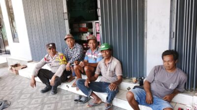 Duduk Bersama Warga Binaan, Bhabinkamtibmas Hadir Melalui Program Sambang Kamtibmas Humanis