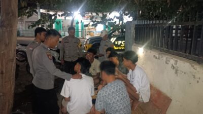 Polsek Sape Gelar Patroli KRYD, Sampaikan Imbauan Kamtibmas kepada Masyarakat