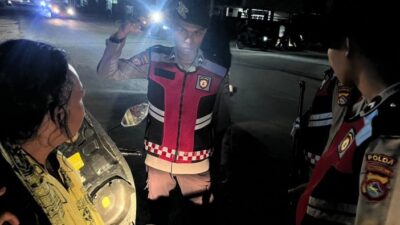 Patroli Malam di Jalan Baru, Polisi Periksa Kendaraan Antisipasi Narkoba, Miras dan Sajam
