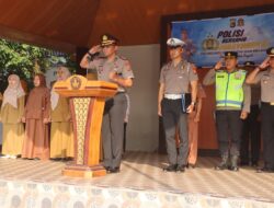 Upacara Berbeda di SMAN 4 Praya, Kapolresta Loteng Beri Semangat dan Edukasi Pelajar