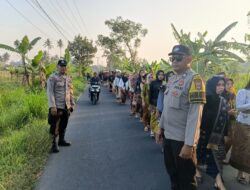 Personel Polsek Selong Lakukan Pengamanan Tradisi Nyongkolan di Lombok Timur