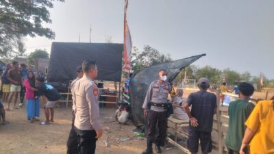 Pastikan Pertandingan Berjalan Lancar, Personil Polsek Labuan Badas Laksanakan Pam Sepak Bola