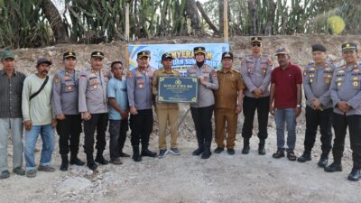 Wujud Nyata Kepedulian Polri, Kapolres Sumbawa Serahkan Bantuan Sumur Bor untuk Atasi Krisis Air Bersih di Dusun Omo