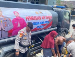 Polres Bima Kota Respons Permintaan Masyarakat, Salurkan Bantuan Air Bersih di Kelurahan Dara
