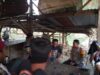 Bhabinkamtibmas Polres Bima Kota Gelar Jumat Curhat, Sambangi Peternak Sapi Di Kelurahan Penaraga