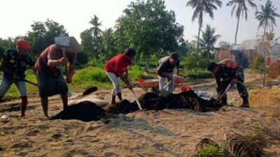 Sertu Muhasim Turun Tangan, Warga Peteluan Indah Makin Kompak