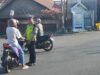 Sat Lantas Polres Dompu Gelar Strong Point Pagi, Wujudkan Kamseltibcarlantas yang Aman dan Lancar