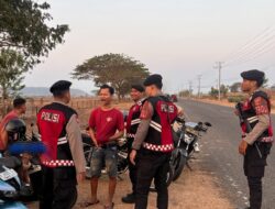 Antisipasi Gangguan Kamtibmas di Kawasan Wisata dan Pusat Keramaian, Sat Samapta Polres Sumbawa Gelar Patroli Dialogis R2 di Jalan Samota