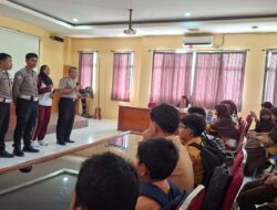 Satlantas dan Sikum Polres Bima Kota Edukasi Pelajar tentang Keselamatan Berlalu Lintas dan Stop Bullying