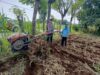 Wujud Polisi Cinta Petani, Polsek Tambakboyo Bantu Petani Olah Lahan Dengan Traktor