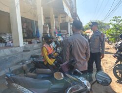 Polsek Pringgarata Gelar Patroli Dialogis di Pasar Umum, Ajak Masyarakat Jaga Kamtibmas